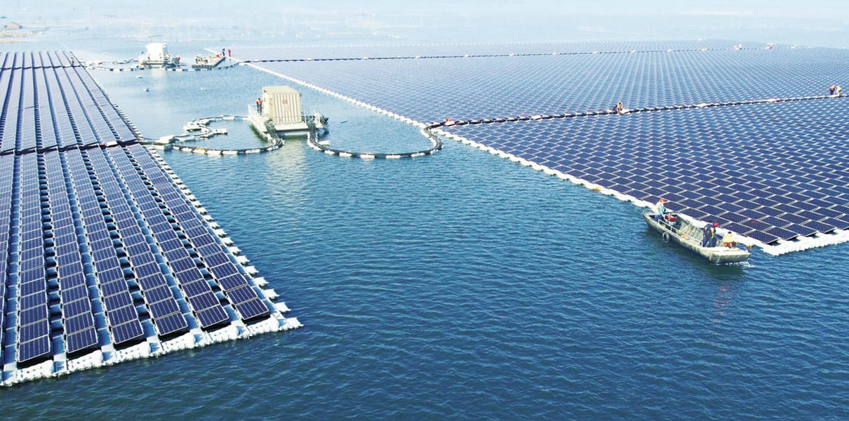 плавучая солнечная электростанция 40 мегаватт в Китае картинка